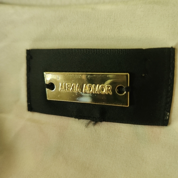 Alexia Admor Floral Maxi Cold Shoulder Dress - Picture 6 of 7